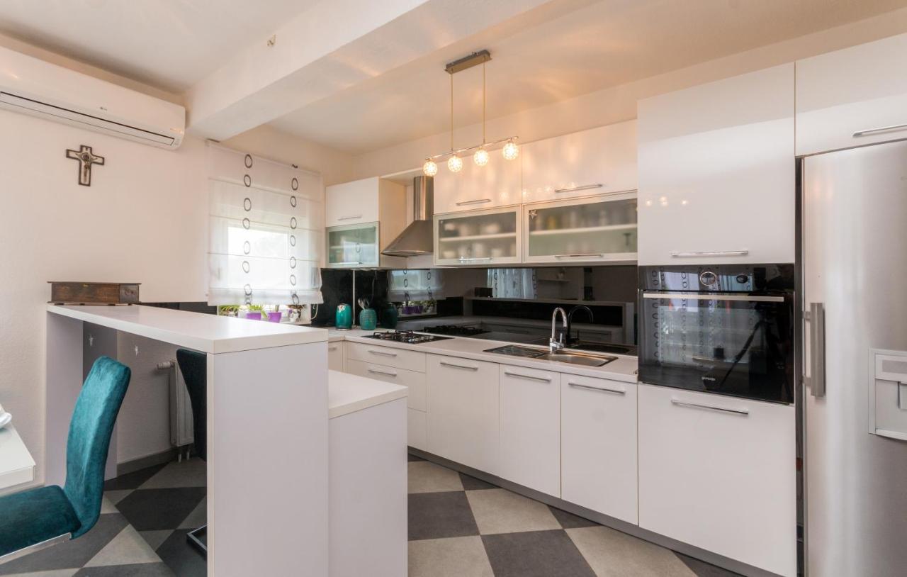 Tinj Villa Maris Zadarvillas מראה חיצוני תמונה