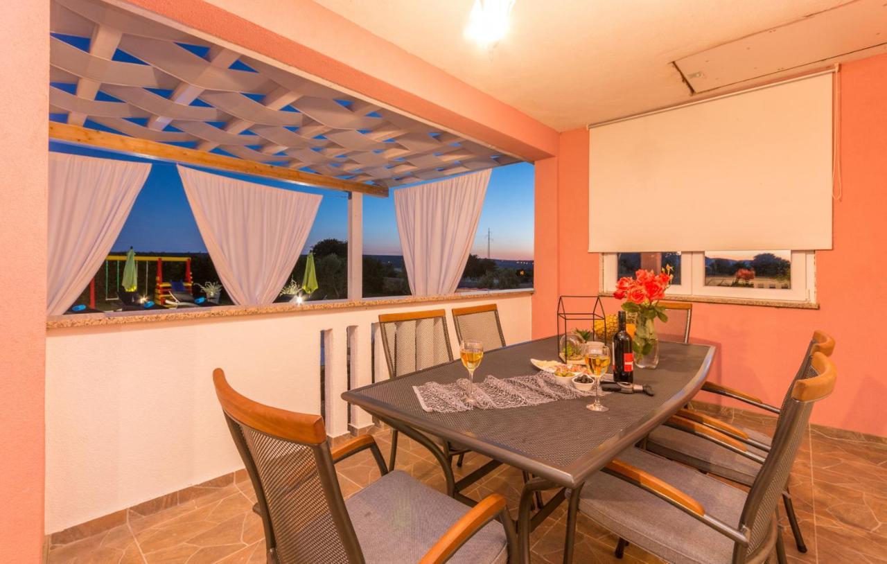 Tinj Villa Maris Zadarvillas מראה חיצוני תמונה