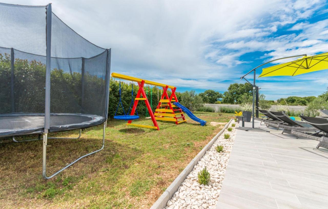 Tinj Villa Maris Zadarvillas מראה חיצוני תמונה